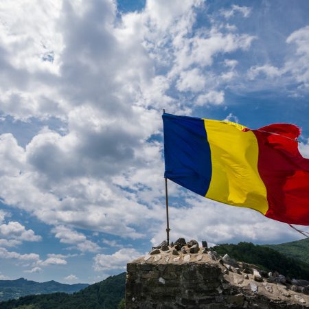 Spribe enters Romania market with Superbet deal