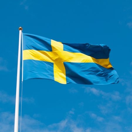 Sweden proposes extending Covid-19 deposit cap until November