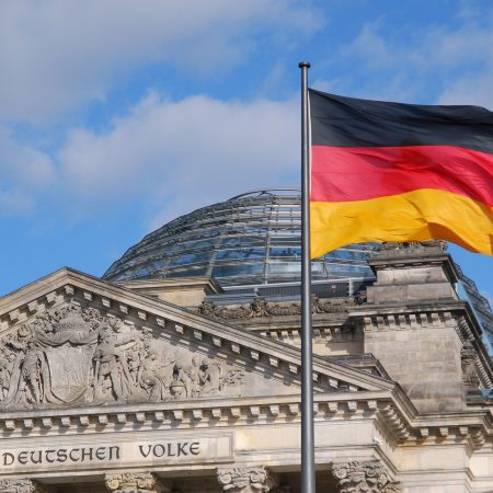 Bundestag committee hears contrasting stances on German turnover tax