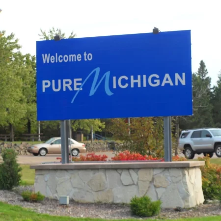 Michigan online gambling revenue hits record $2.30bn in 2023