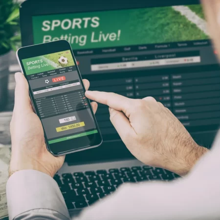 North Carolina issues eight online sports betting licences ahead of launch