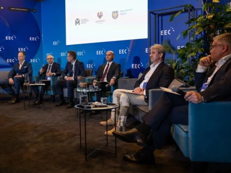 European Economic Congress panel calls for end to Poland monopoly